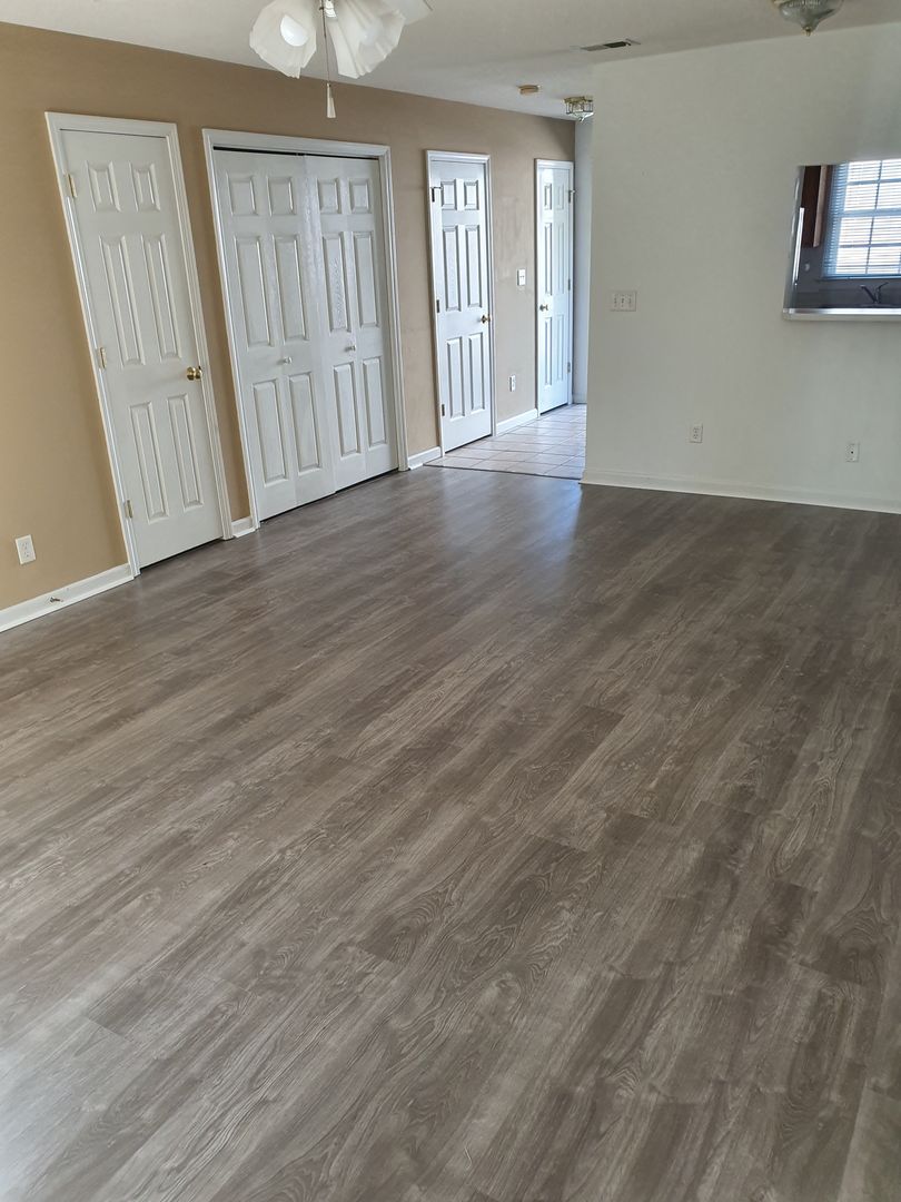 King Spring Condo Exterior